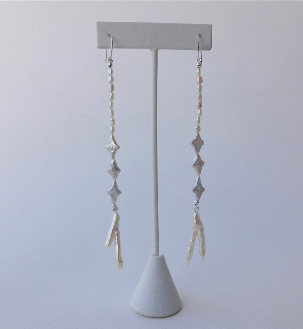 White Star, Seed and Biwa Pearl Earrings